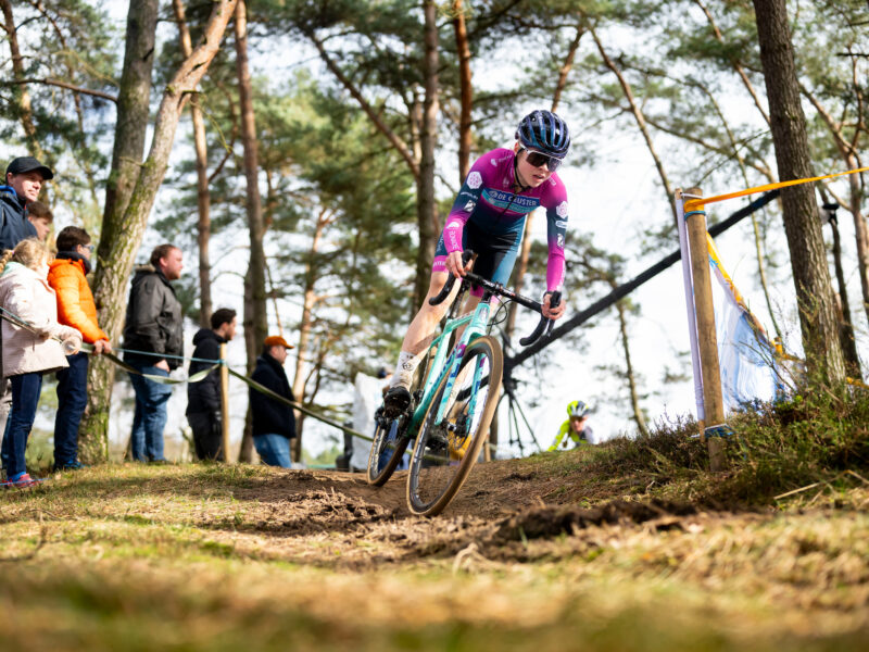 Laura Verdonschot (De Ceuster Bonache Cx Team))  / Sluitingsprijs Oostmalle