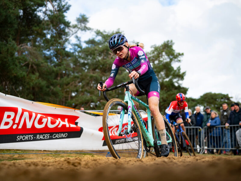 Laura Verdonschot (De Ceuster Bonache Cx Team))  / Sluitingsprijs Oostmalle